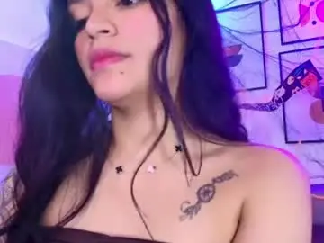 Maddie_t18  live sex cam