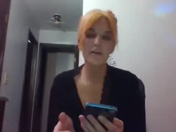 Randomize_me  live sex cam
