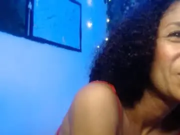 Rosa_skinny  live sex cam