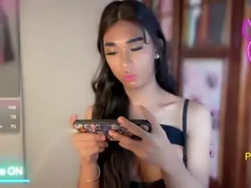 Trianglepark  live sex cam
