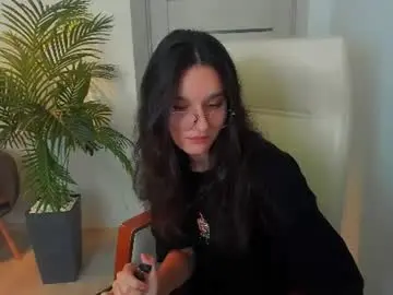 Witney_bloom  live sex cam