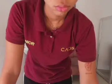 Zoe_borgues  live sex cam