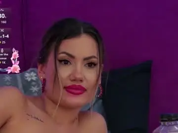 Clumsylove  live sex cam