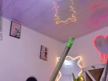Dulcepearl_tay  live sex cam
