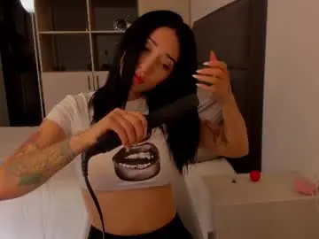 Eileenford  live sex cam