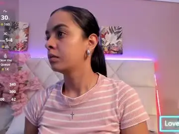 Gia__evanss_  live sex cam