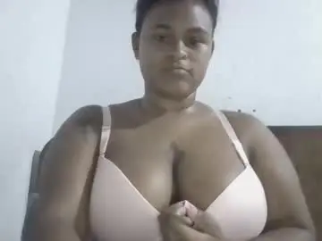 Habigail10  live sex cam