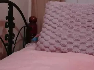 Hornypinay69  live sex cam