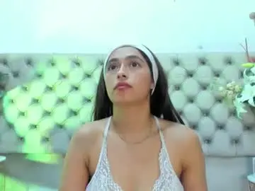 Lexytompson  live sex cam
