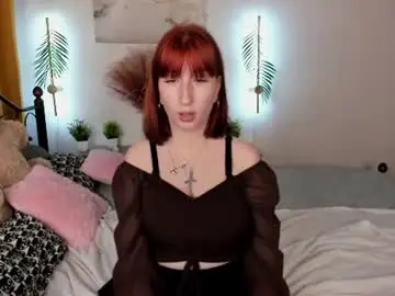 Mil1a_moon  live sex cam