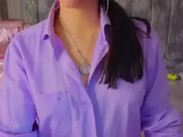 Moraa_s  live sex cam