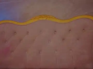 Moraa_s  live sex cam