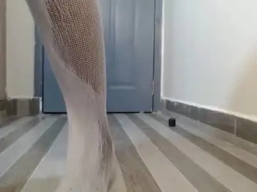 Pretty_pussy2  live sex cam