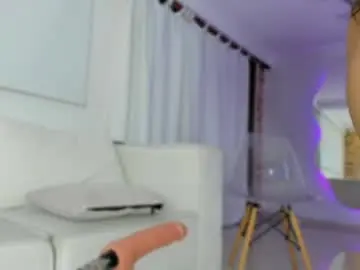 Sara_evans01  live sex cam