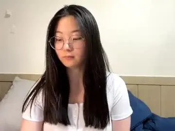 Tennietubolino  live sex cam