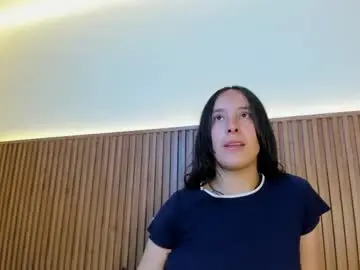 Alaia_aura  live sex cam