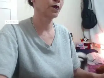 Barbiemature  live sex cam