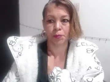 Barbiemature  live sex cam