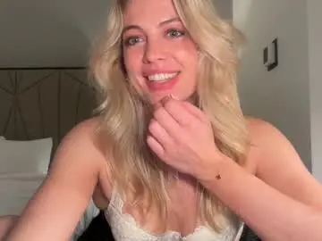 Clairebrooksxo  live sex cam
