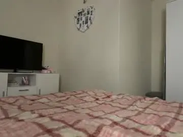 Cristintarkowski  live sex cam