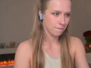 Ella_twinkle  live sex cam