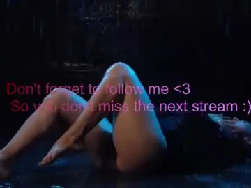 Emmatiny  live sex cam
