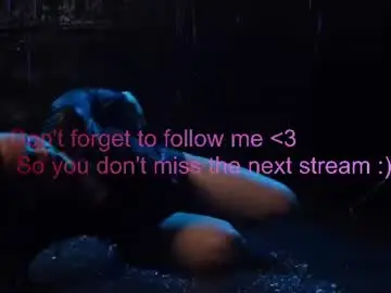 Emmatiny  live sex cam