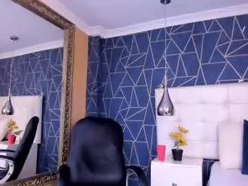 Karinacarter  live sex cam