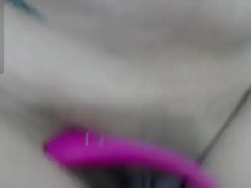 Kitty_20_  live sex cam
