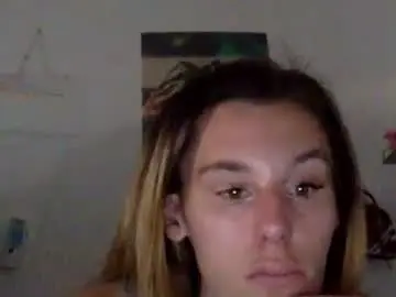 Loganh805  live sex cam