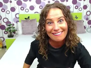 Petitealyssa  live sex cam