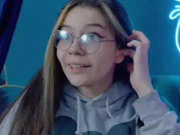 Ravennmoonn  live sex cam