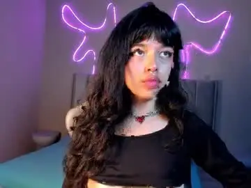 Saphyralux  live sex cam