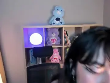 Saphyralux  live sex cam