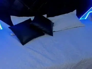 Scarlet_s_  live sex cam