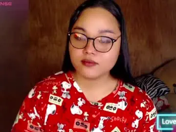 Urasian_hotchix69  live sex cam