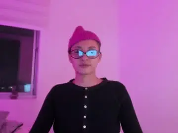 Vandalovee  live sex cam