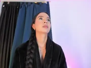 Aisha_h_  live sex cam