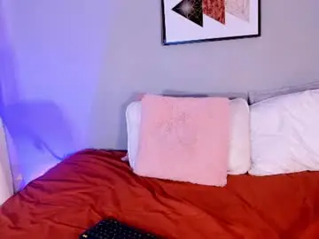 Bellaaroose  live sex cam