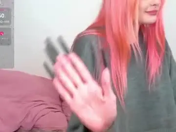 Caramelangels  live sex cam