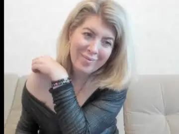 Chicafortuna  live sex cam