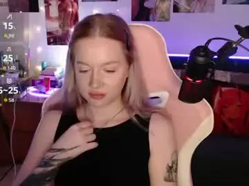 Fantasy_lisa  live sex cam