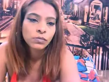 Indiansexyass4u2luv  live sex cam