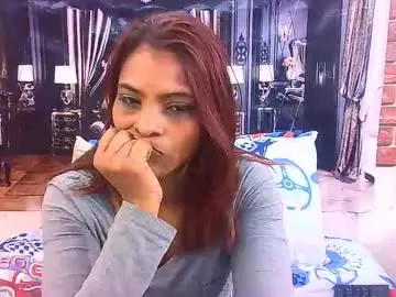 Indiansexyass4u2luv  live sex cam