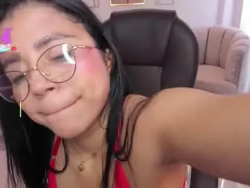 Issi_loren  live sex cam