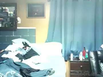 Katsmeow710  live sex cam