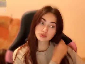 Lunarseal  live sex cam