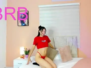 Maiily_vega  live sex cam