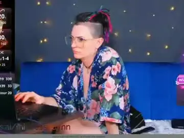 Mistressquynnxo  live sex cam