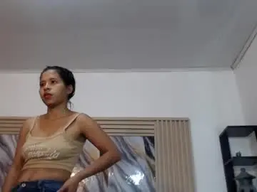 Samantha_fox_squirt  live sex cam